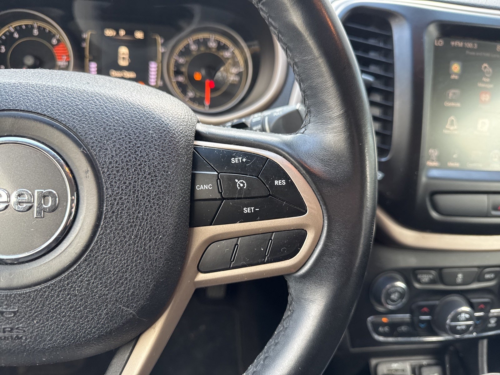 2017 Jeep Cherokee Latitude