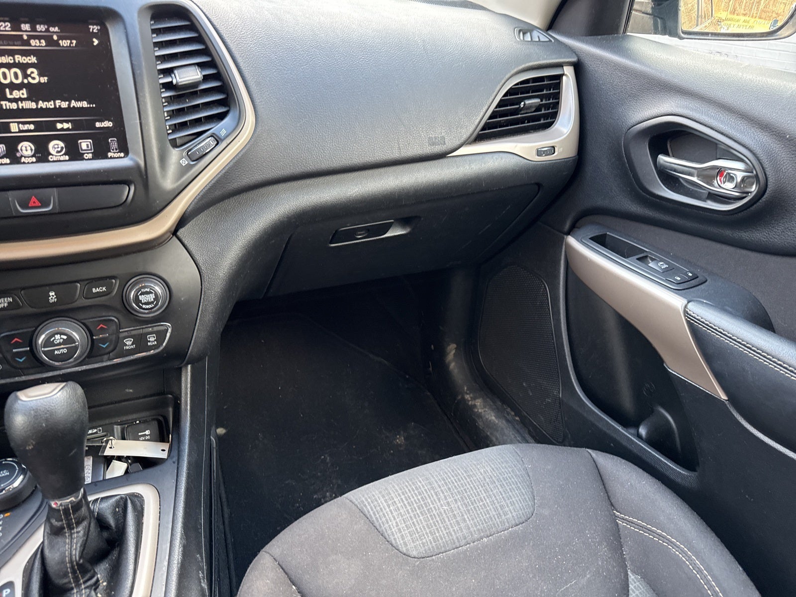 2017 Jeep Cherokee Latitude