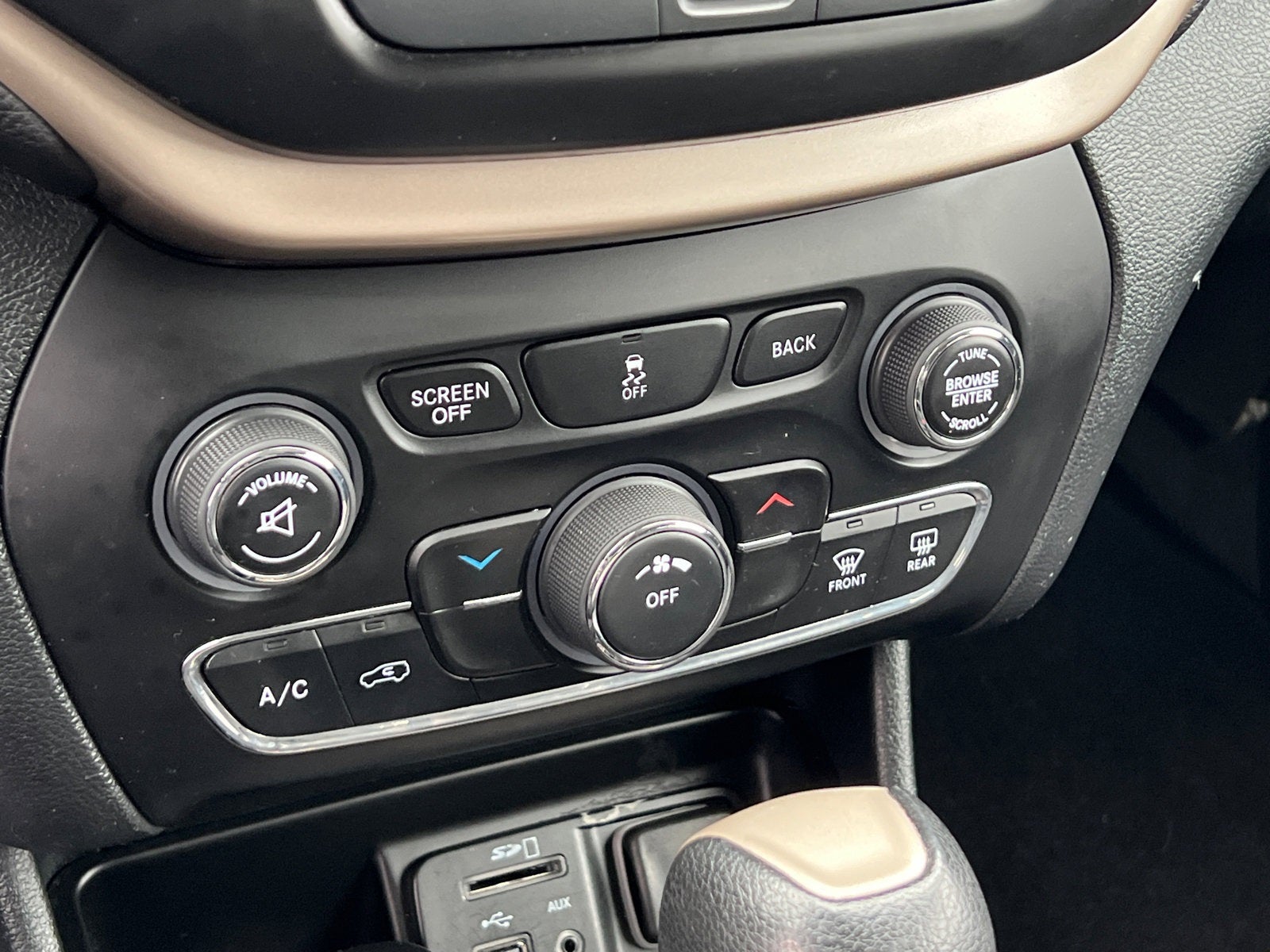 2016 Jeep Cherokee Latitude