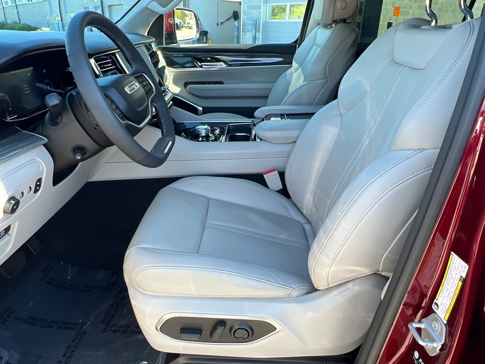 2022 Jeep Wagoneer Series III