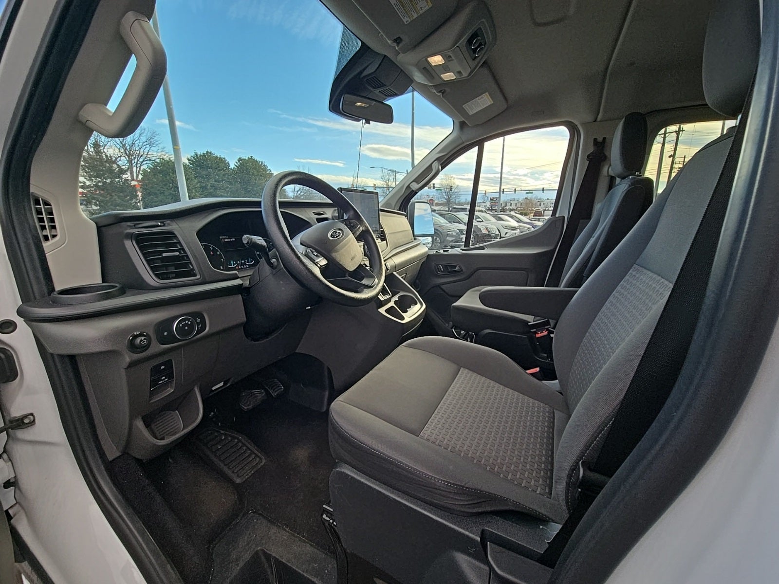 2022 Ford Transit-350 XLT