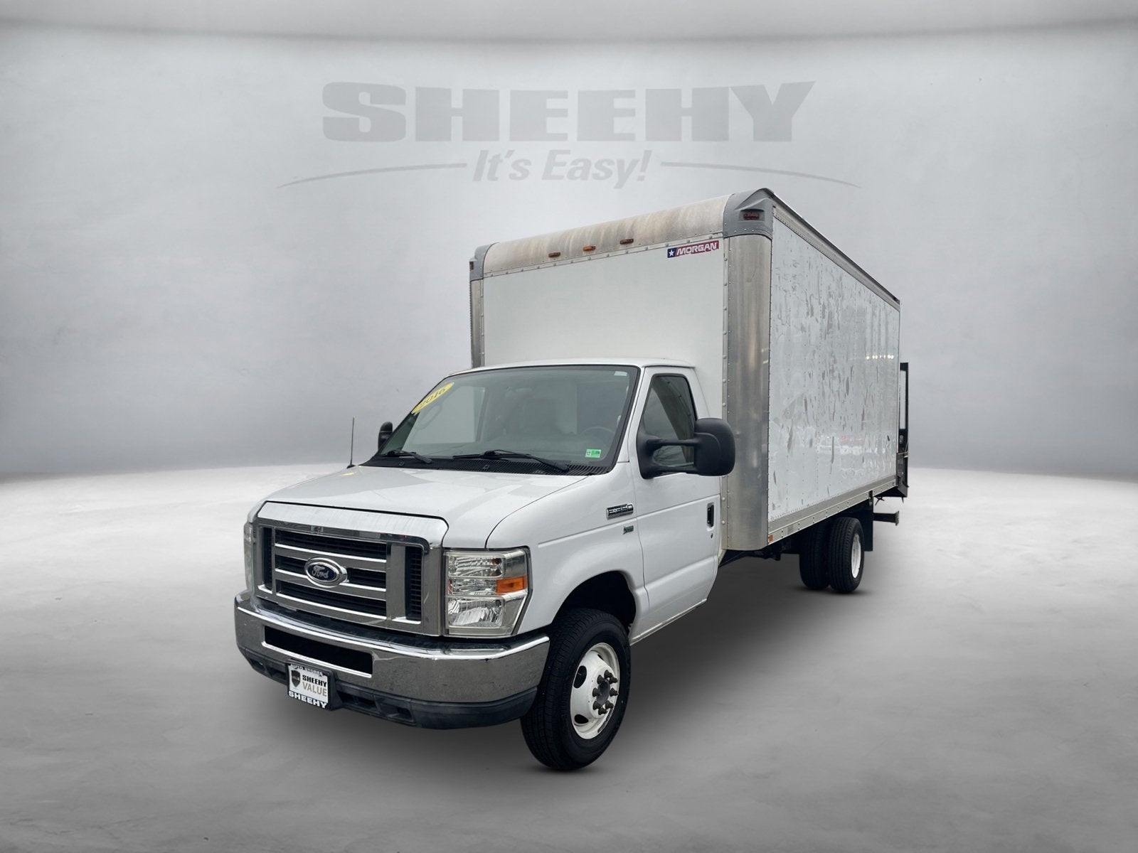 2015 Ford E-450SD Base DRW