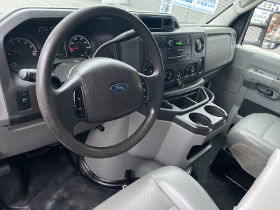 2015 Ford E-450SD Base DRW