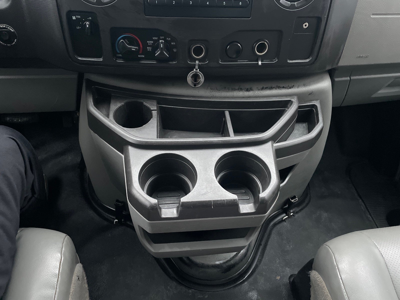 2015 Ford E-450SD Base DRW