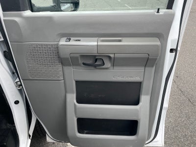 2015 Ford E-450SD Base DRW