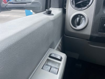 2015 Ford E-450SD Base DRW