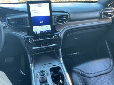 2022 Ford Explorer Platinum