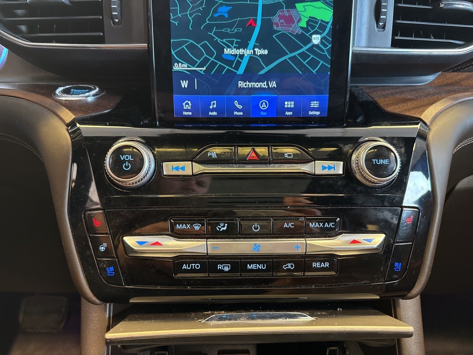 2022 Ford Explorer King Ranch