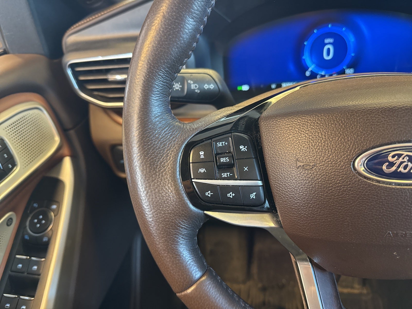 2022 Ford Explorer King Ranch