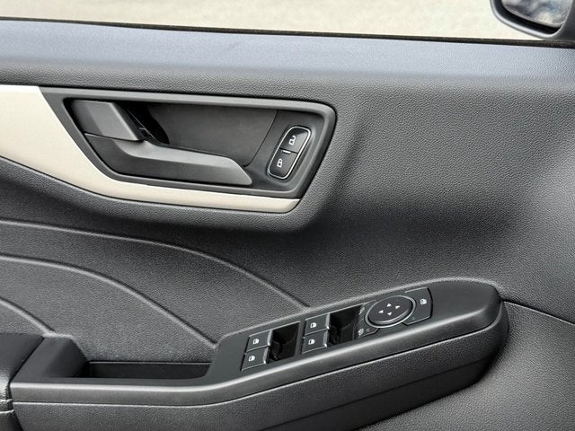 2022 Ford Escape SE Hybrid