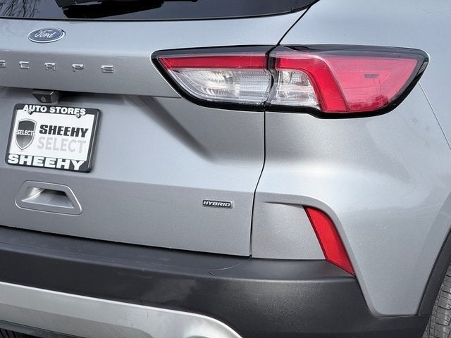 2022 Ford Escape SE Hybrid