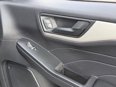 2022 Ford Escape SE Hybrid