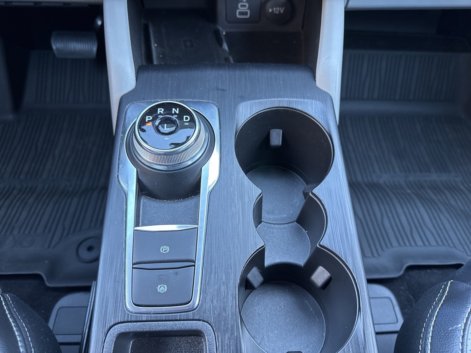 2025 Ford Escape Plug-In Hybrid Base