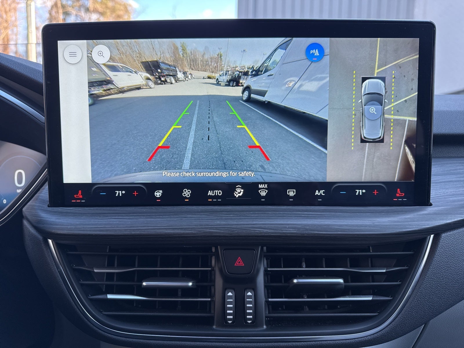 2025 Ford Escape Plug-In Hybrid Base