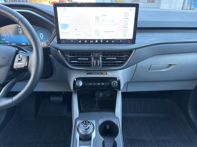 2025 Ford Escape Plug-In Hybrid Base