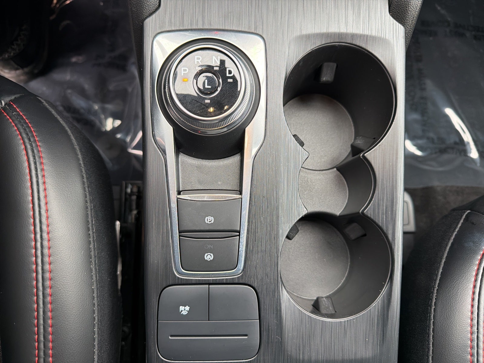 2025 Ford Escape Hybrid ST-Line Select