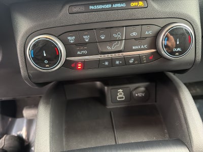 2025 Ford Escape Hybrid ST-Line Select