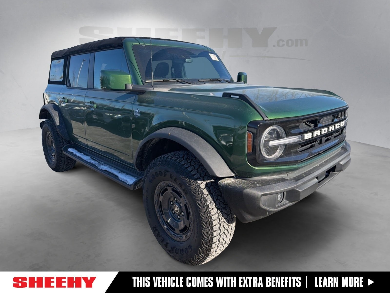 2025 Ford Bronco Outer Banks