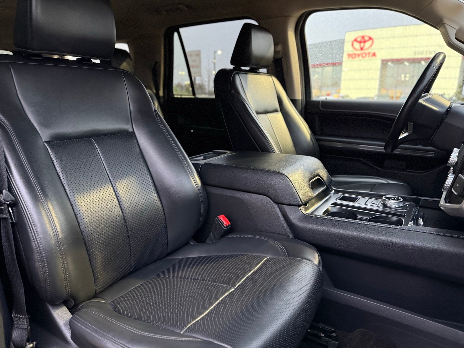 2023 Ford Expedition Max XLT