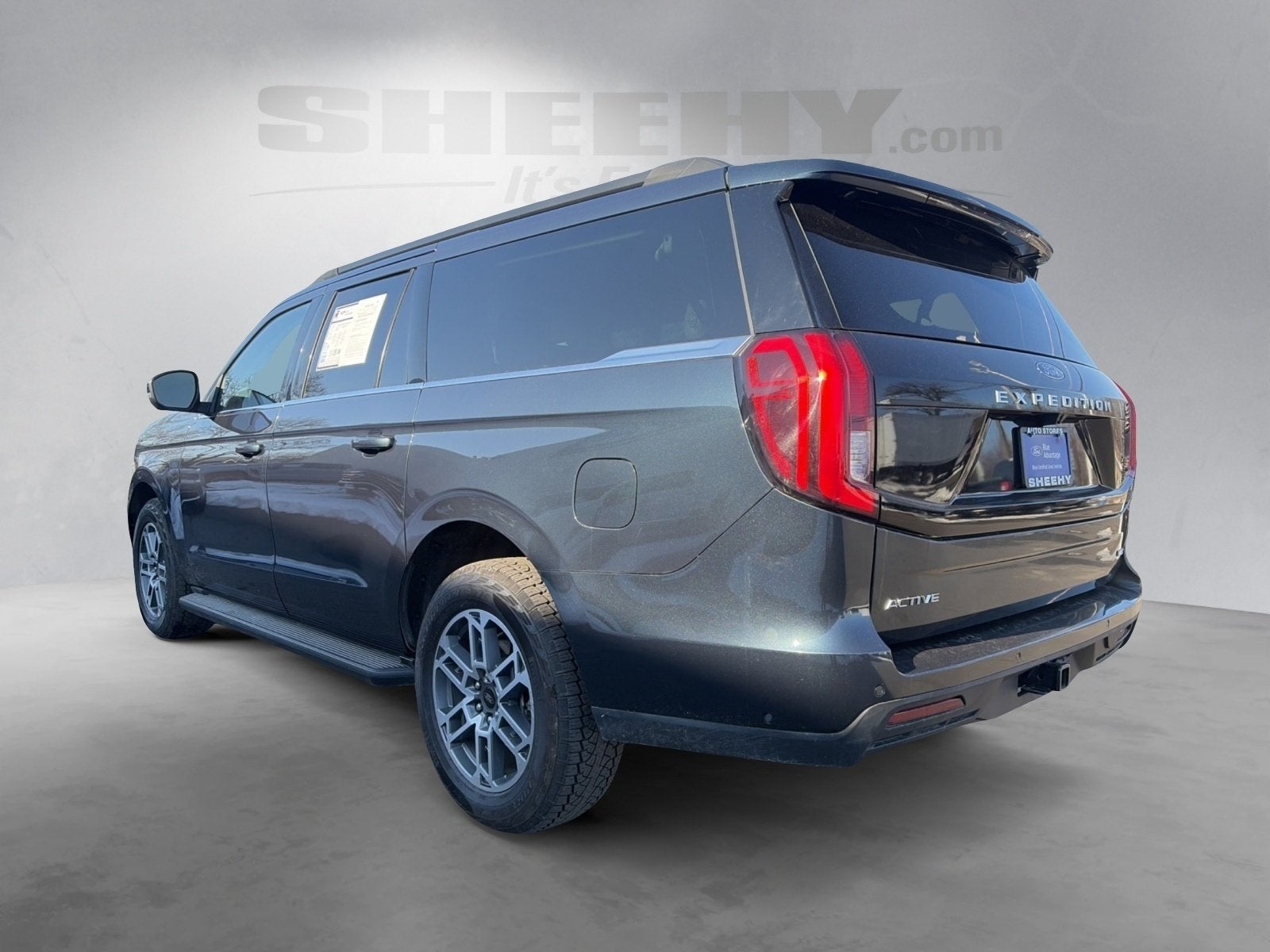 2025 Ford Expedition Max Active