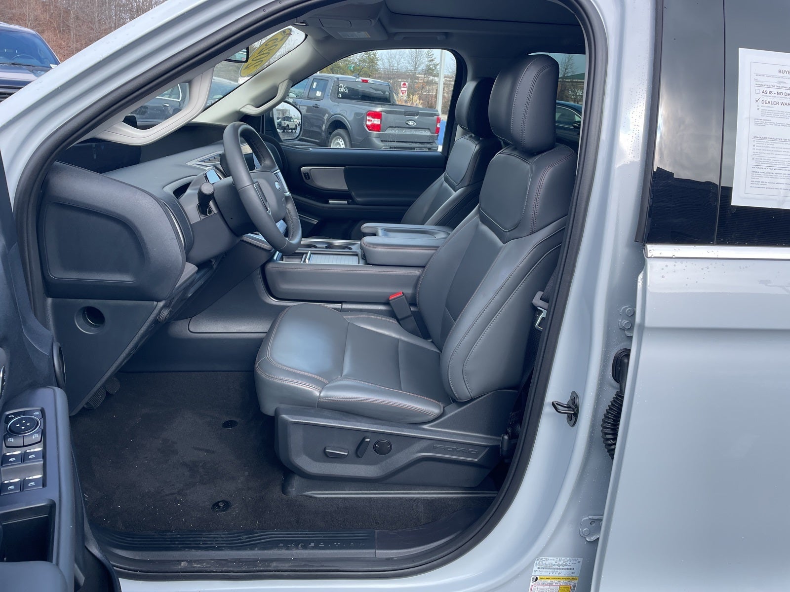 2025 Ford Expedition Active