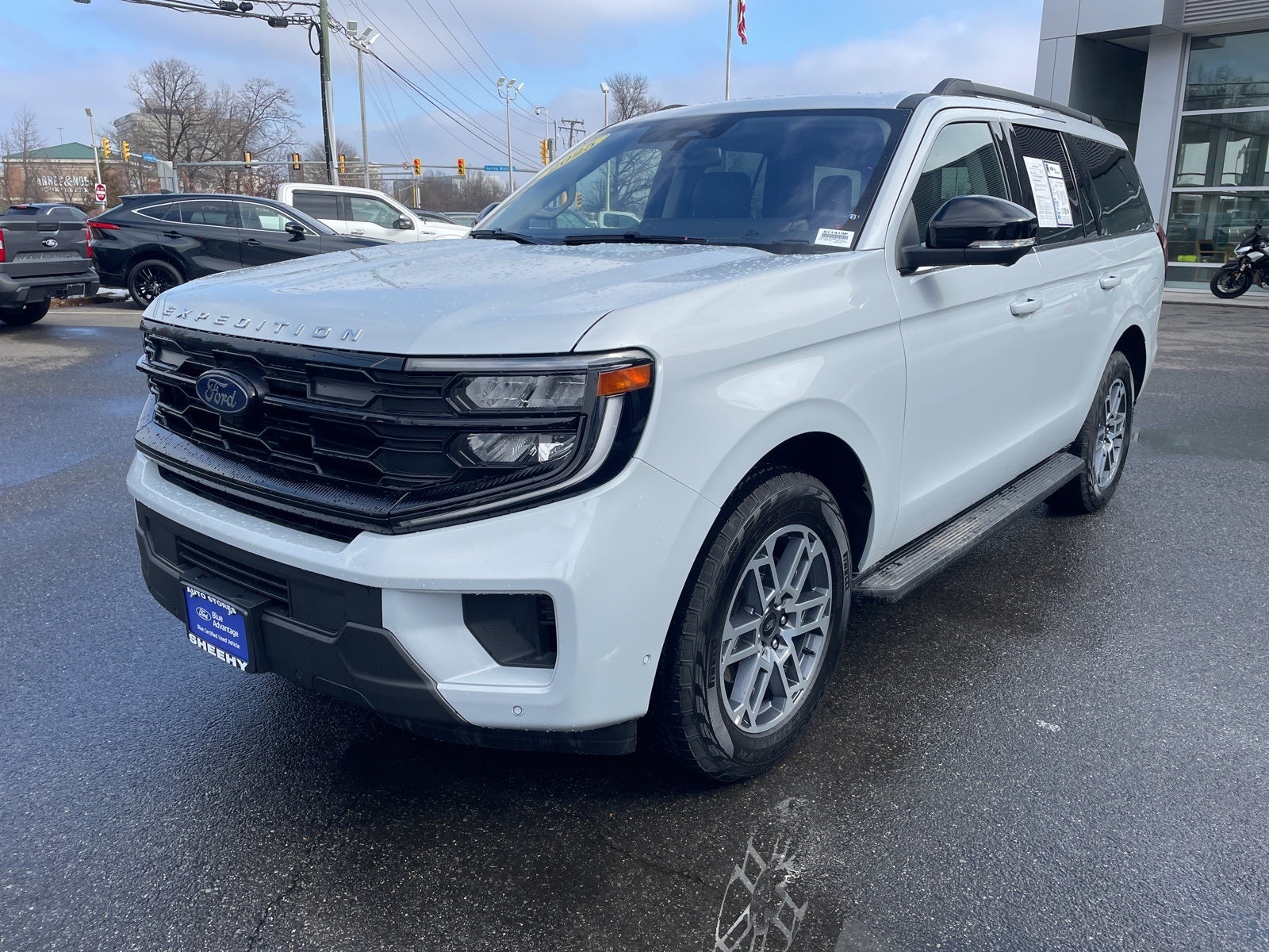 2025 Ford Expedition Active