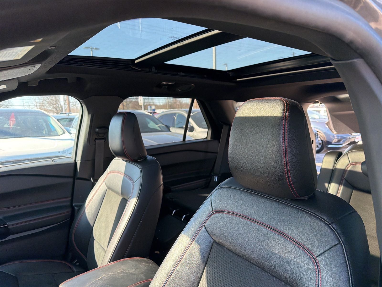 2023 Ford Explorer ST-Line