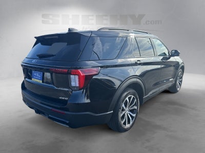 2025 Ford Explorer ST-Line