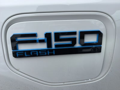 2024 Ford F-150 Lightning Flash