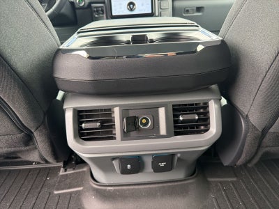 2024 Ford F-150 Lightning Flash