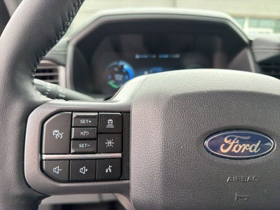 2024 Ford F-150 Lightning Flash