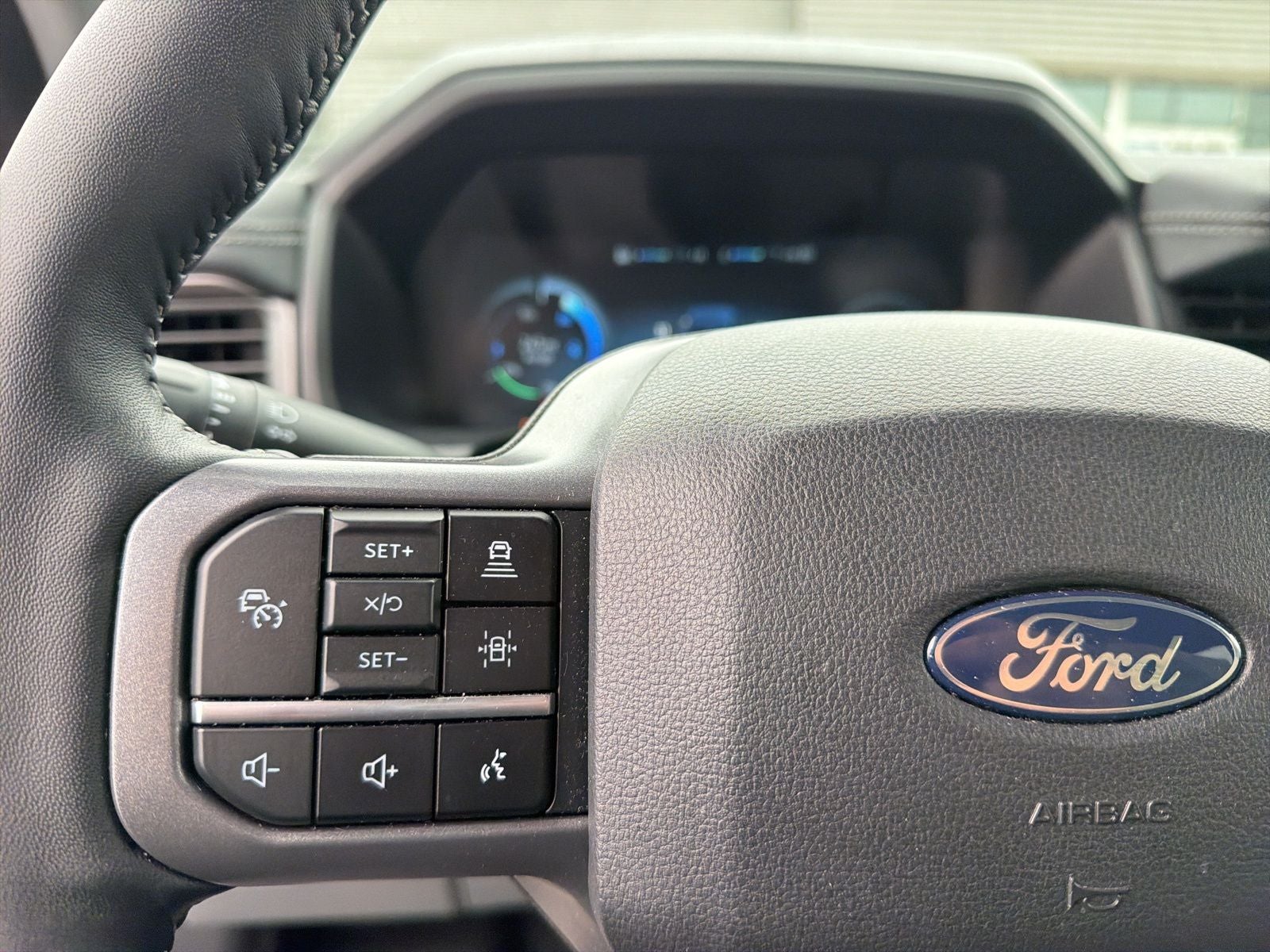 2024 Ford F-150 Lightning Flash