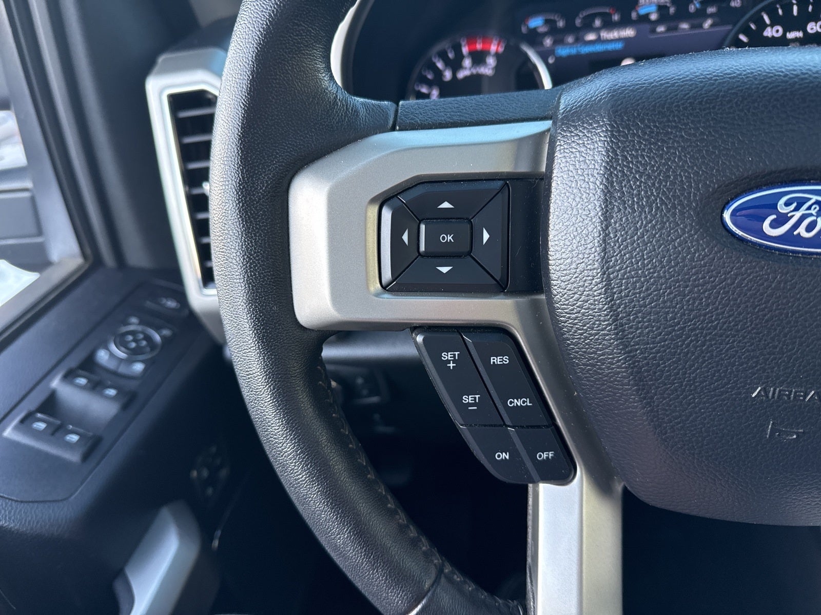 2020 Ford F-250SD Lariat