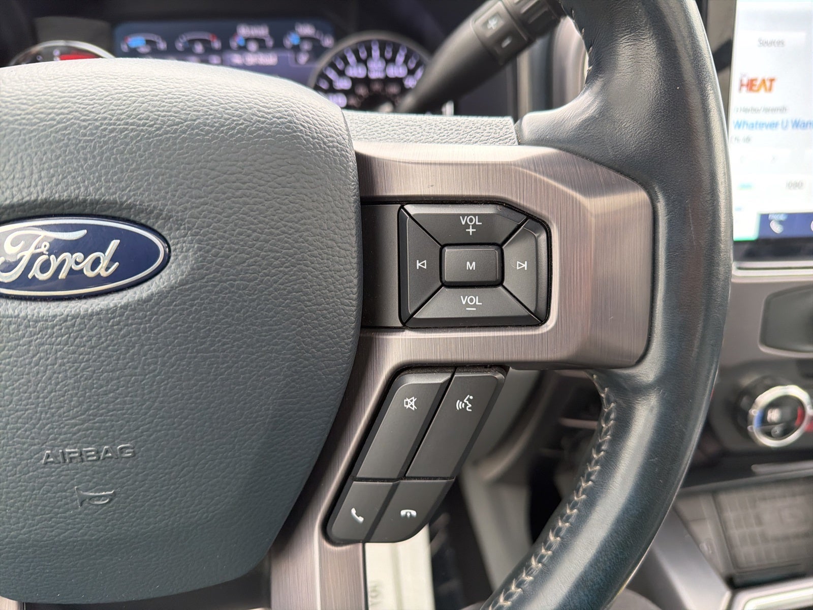 2022 Ford F-350SD Limited