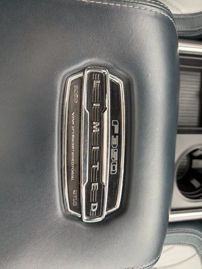 2022 Ford F-350SD Limited