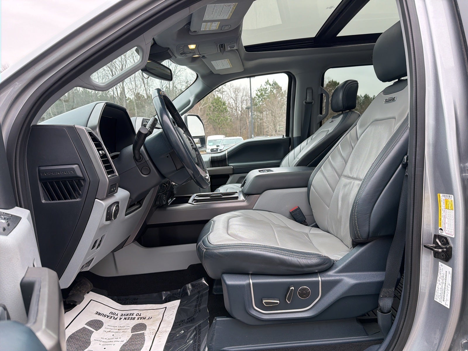 2022 Ford F-350SD Limited