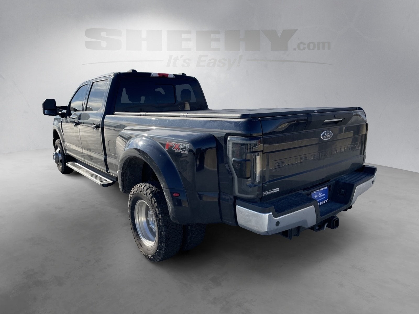 2022 Ford F-350SD Lariat