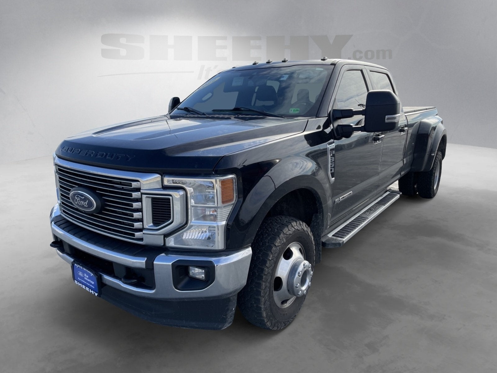 2022 Ford F-350SD Lariat