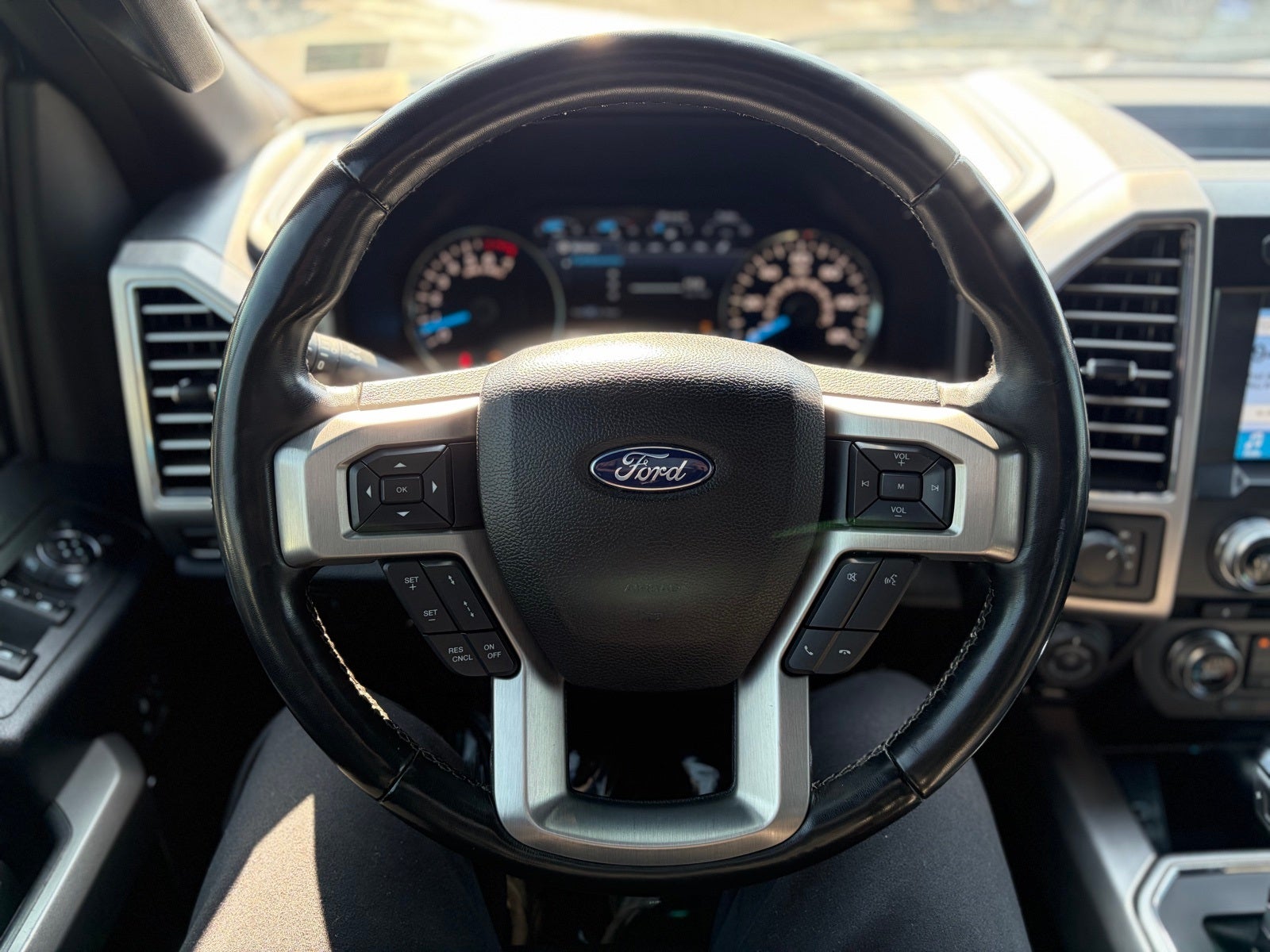 2017 Ford F-150 Platinum