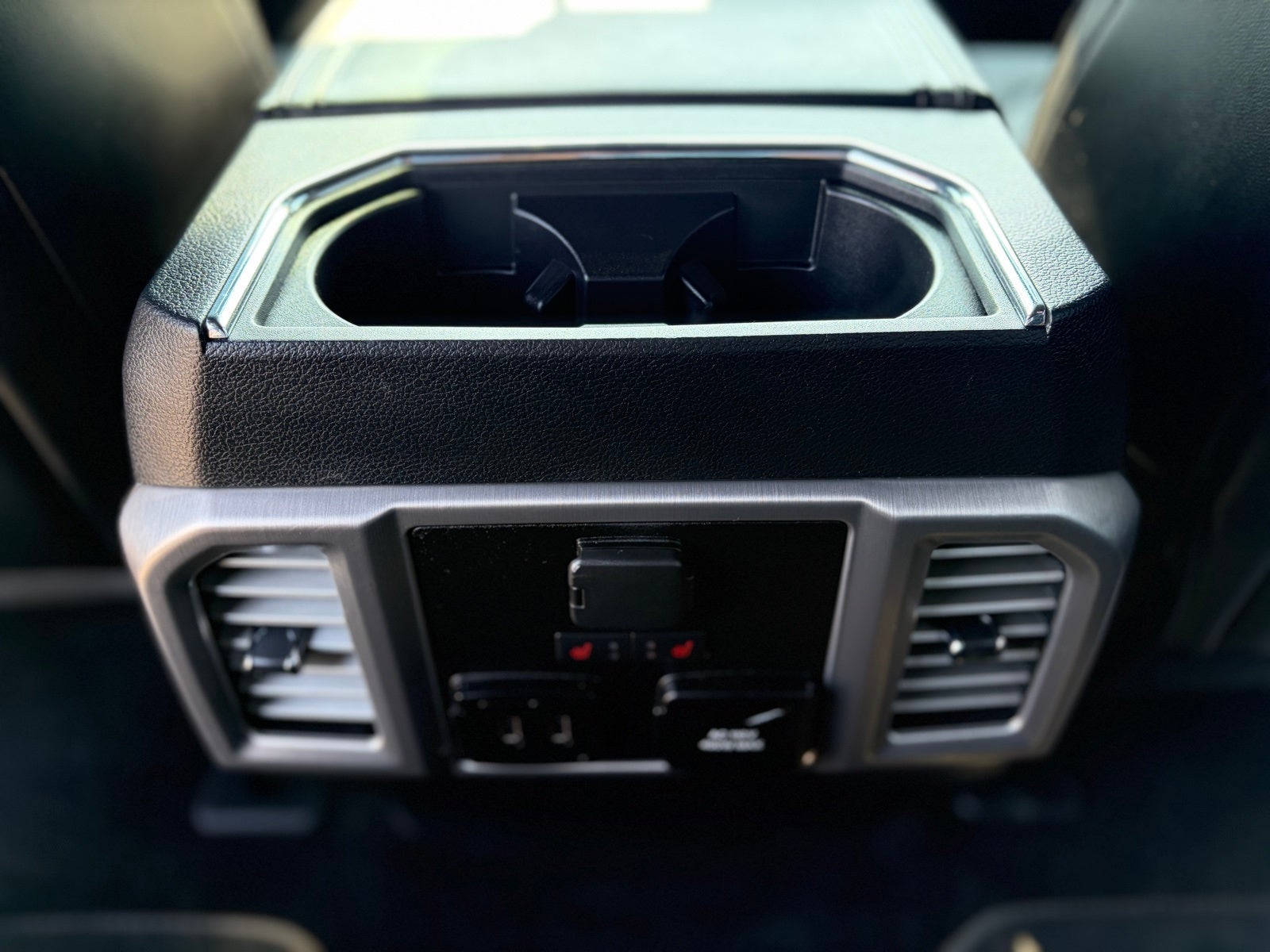 2017 Ford F-150 Platinum