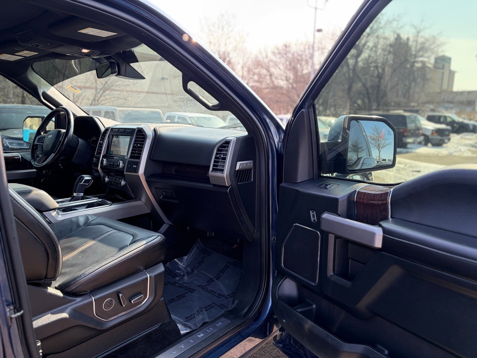 2017 Ford F-150 Platinum