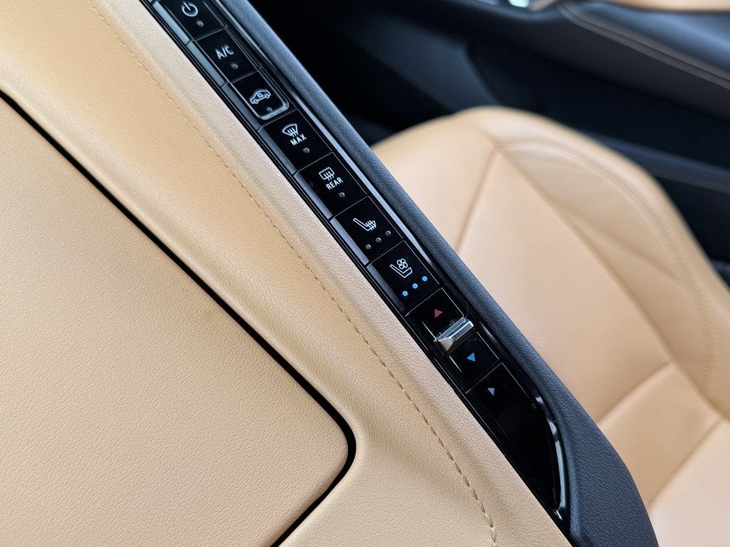 2020 Chevrolet Corvette Stingray 2LT