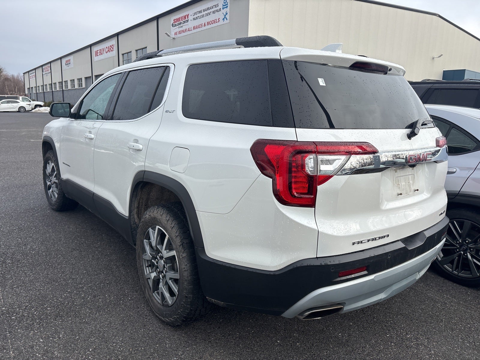 2022 GMC Acadia SLT
