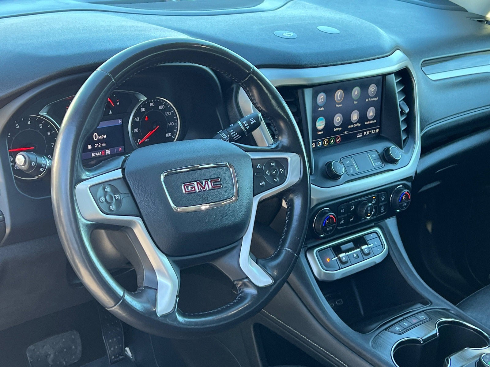 2020 GMC Acadia SLT