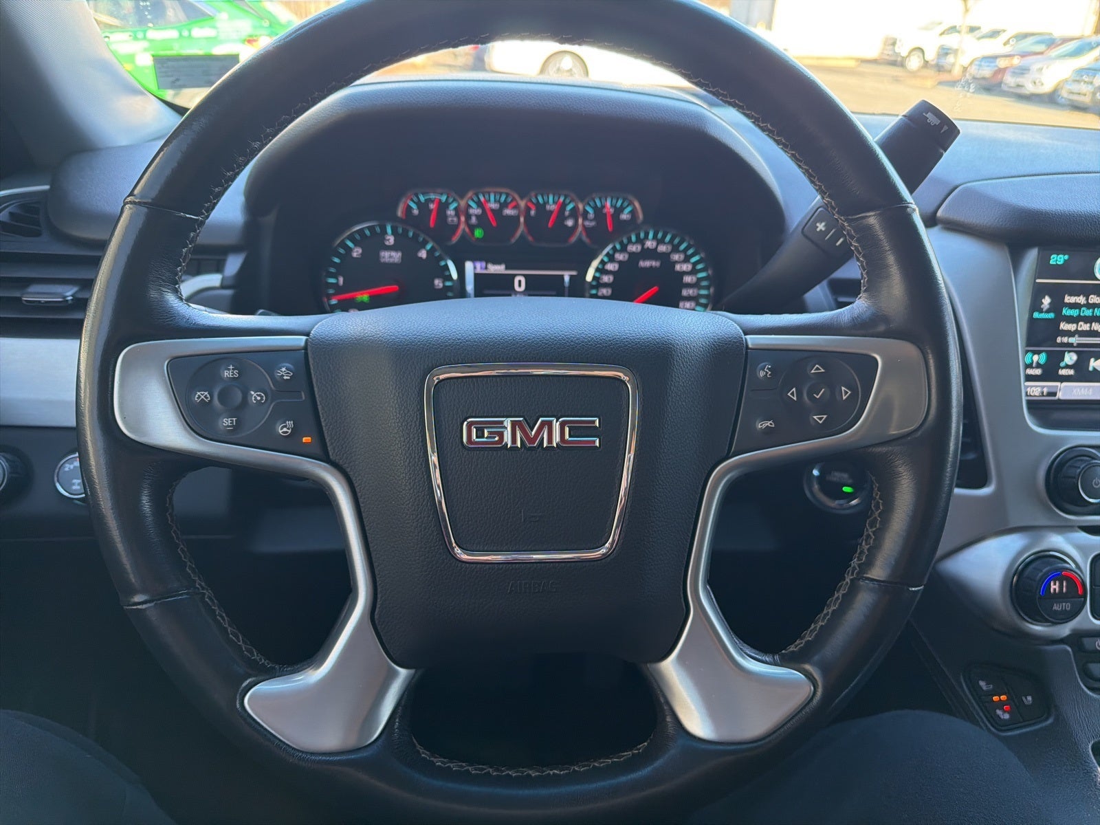 2020 GMC Yukon XL SLT