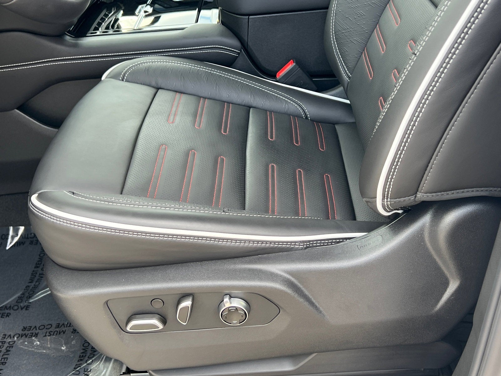 2025 GMC Yukon XL AT4 Ultimate