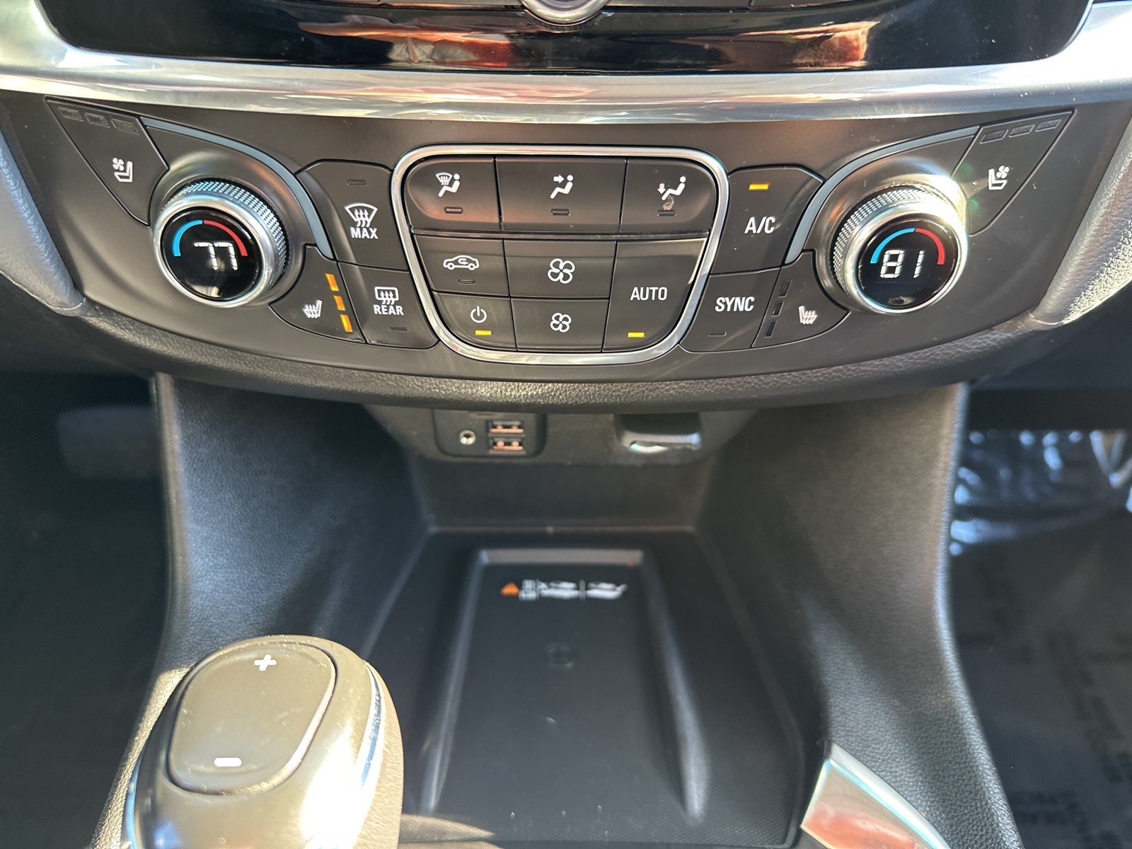 2020 Chevrolet Traverse Premier