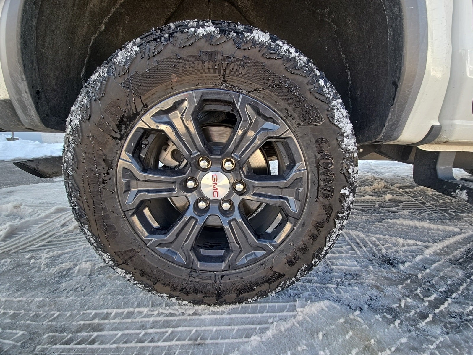 2023 GMC Canyon Elevation