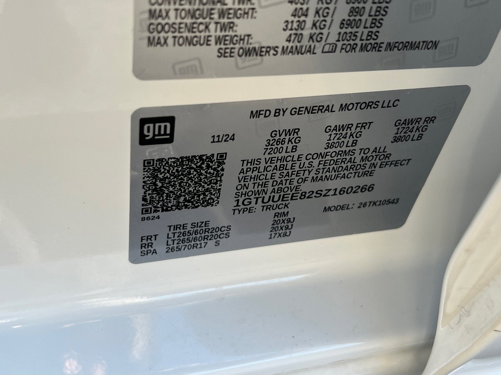 2025 GMC Sierra 1500 AT4