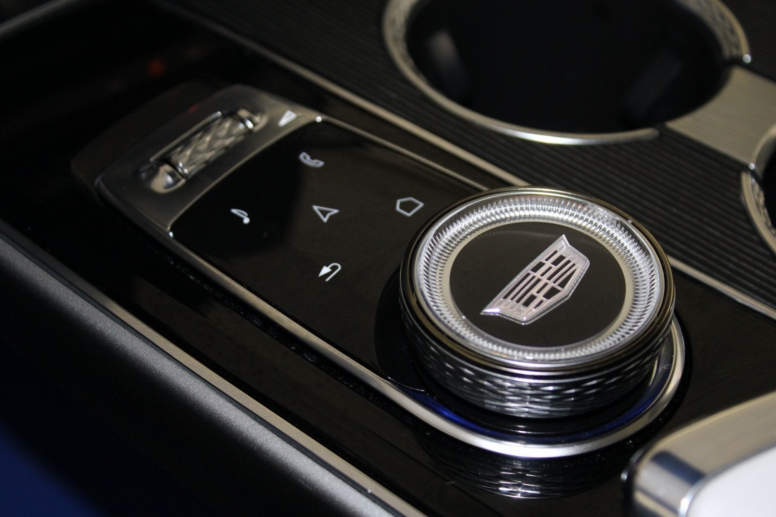 2024 Cadillac LYRIQ Luxury Luxury 1